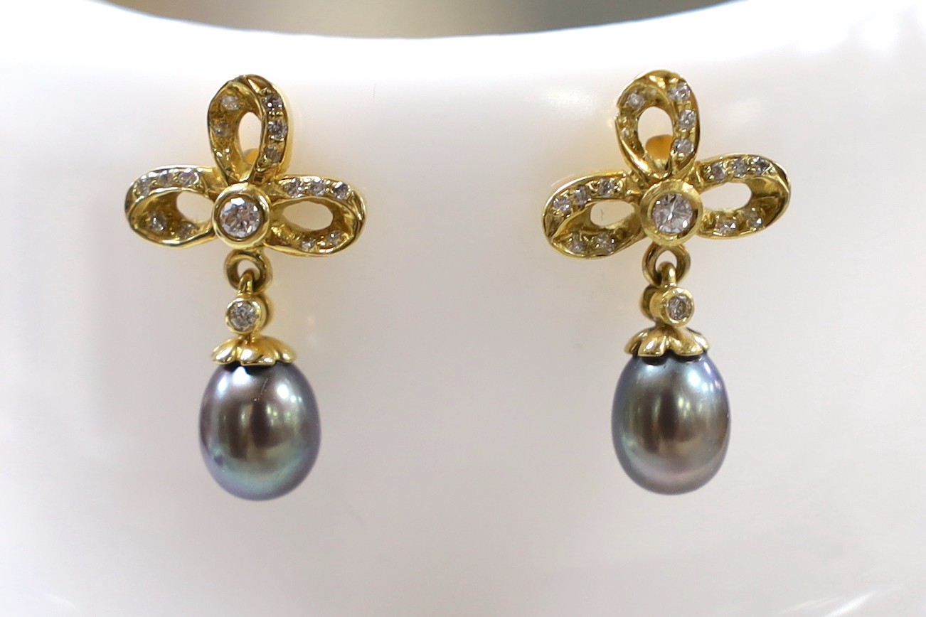 A modern pair of 750 yellow metal, Tahitian cultured pearl and diamond set drop earrings, 20mm, gross weight 3.7 grams.